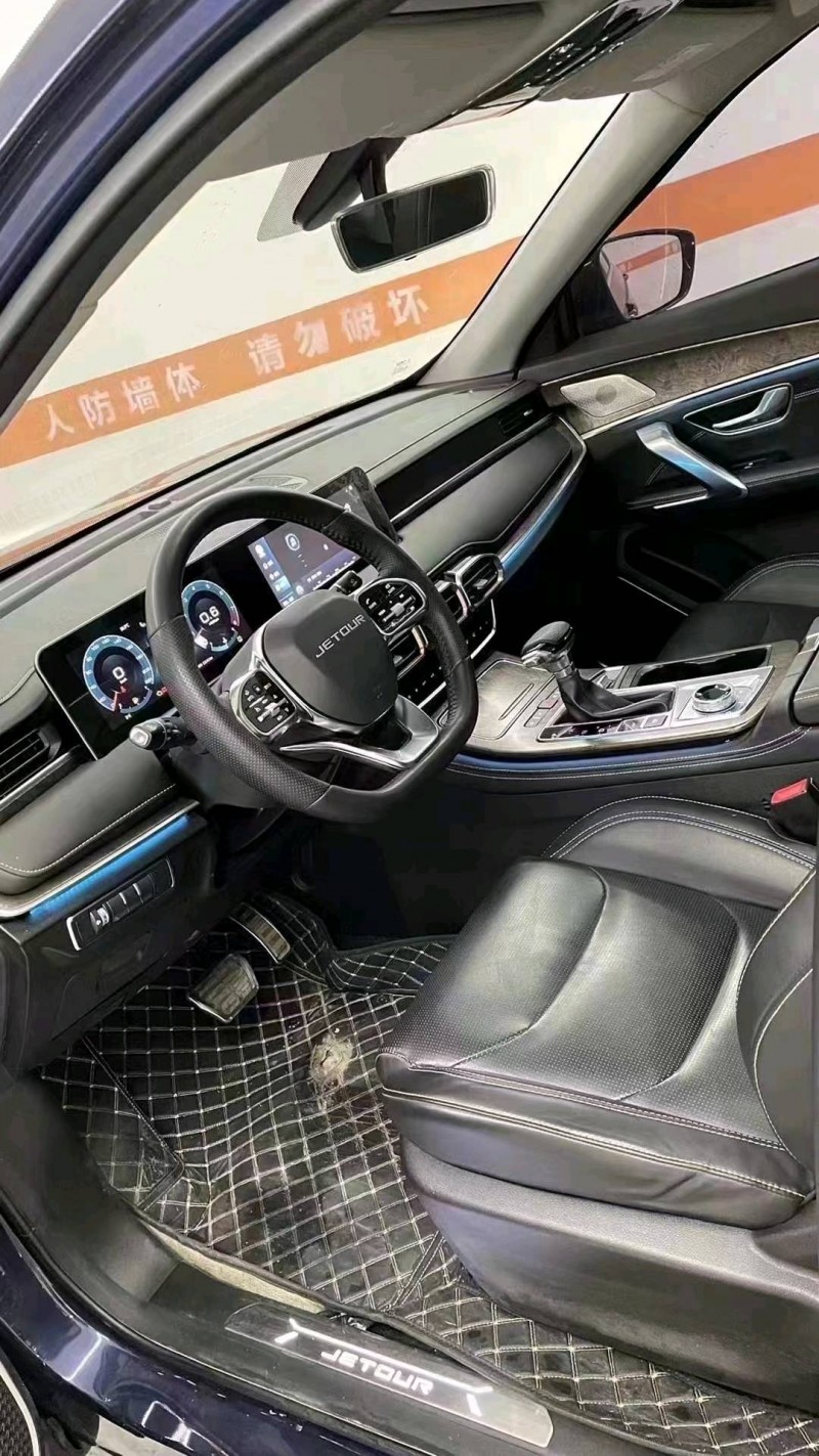 成都21年奇瑞捷途X704