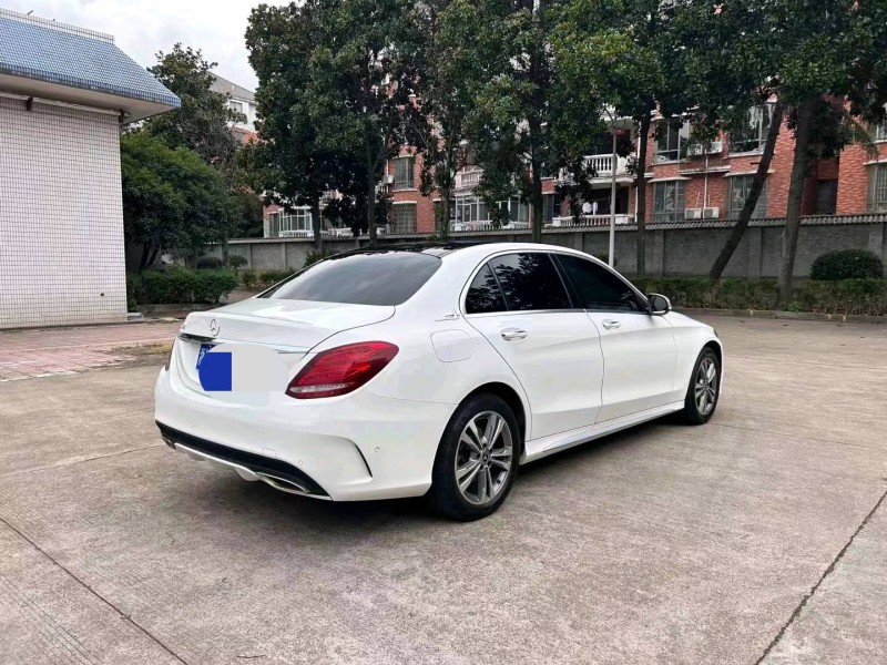 嘉兴18年奔驰C5