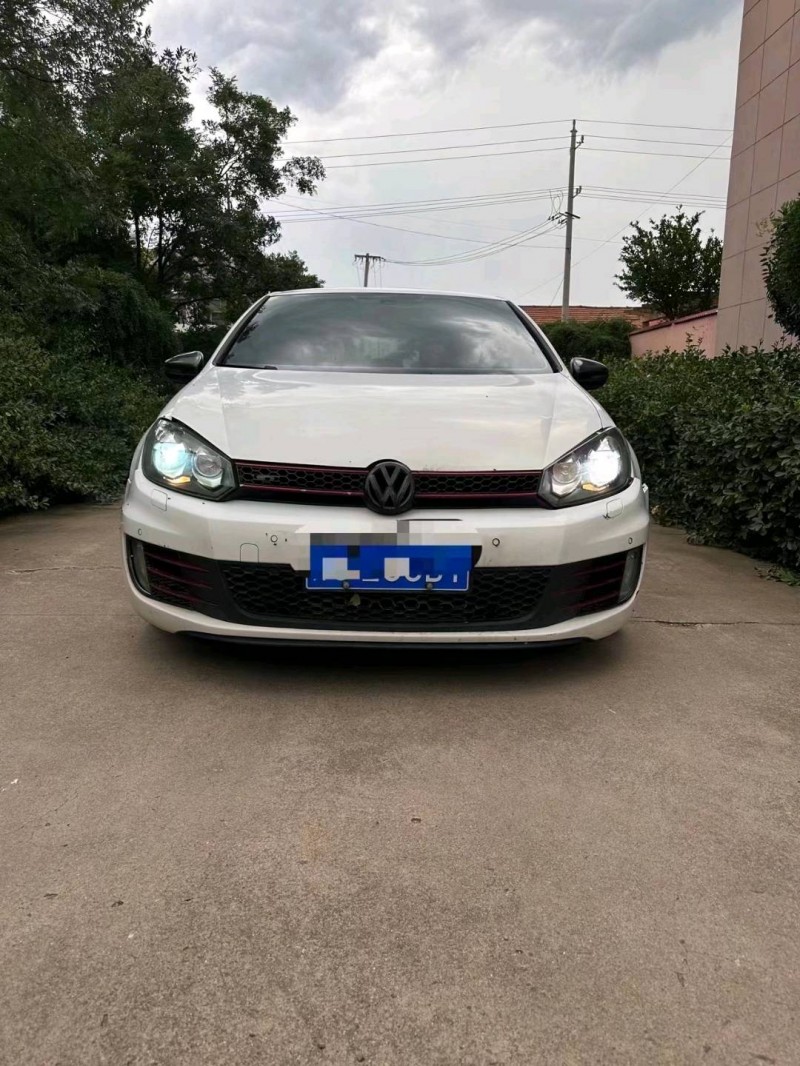 东营13年大众高尔夫1