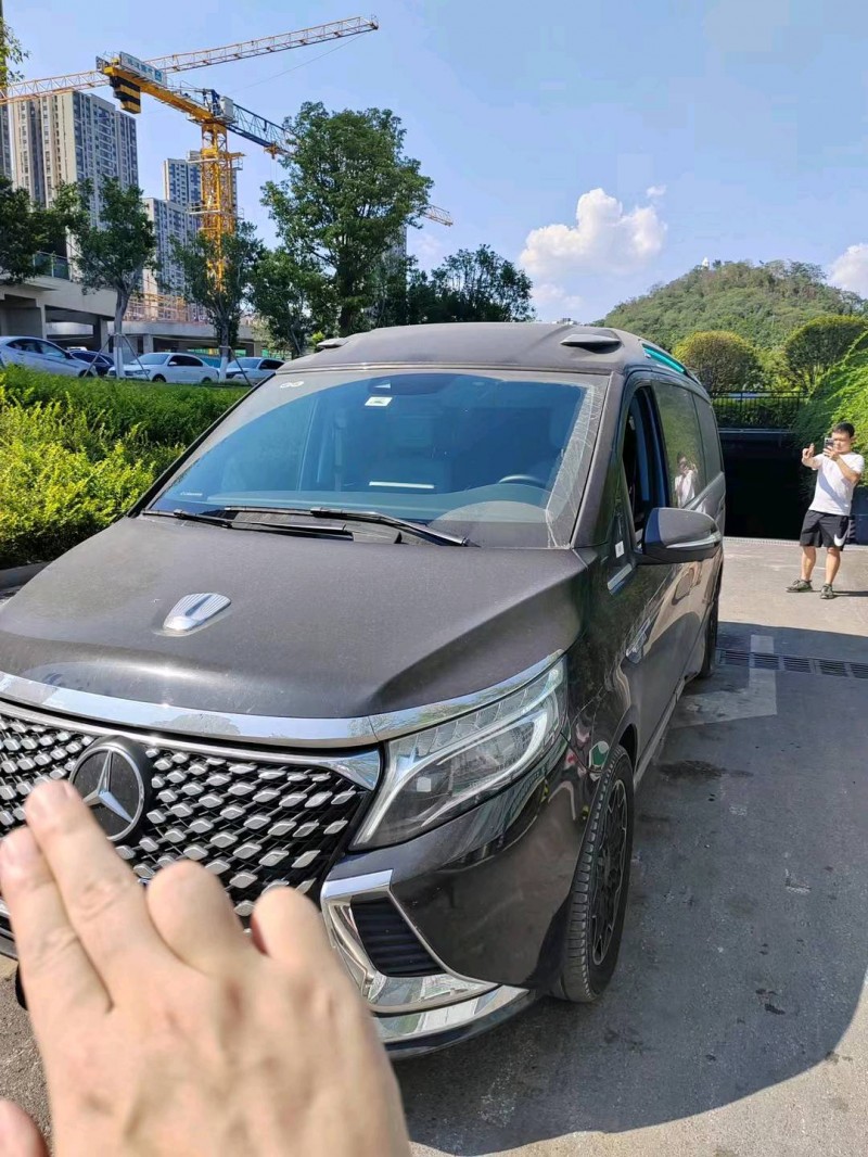 重庆22年奔驰傲旋大白鲨1