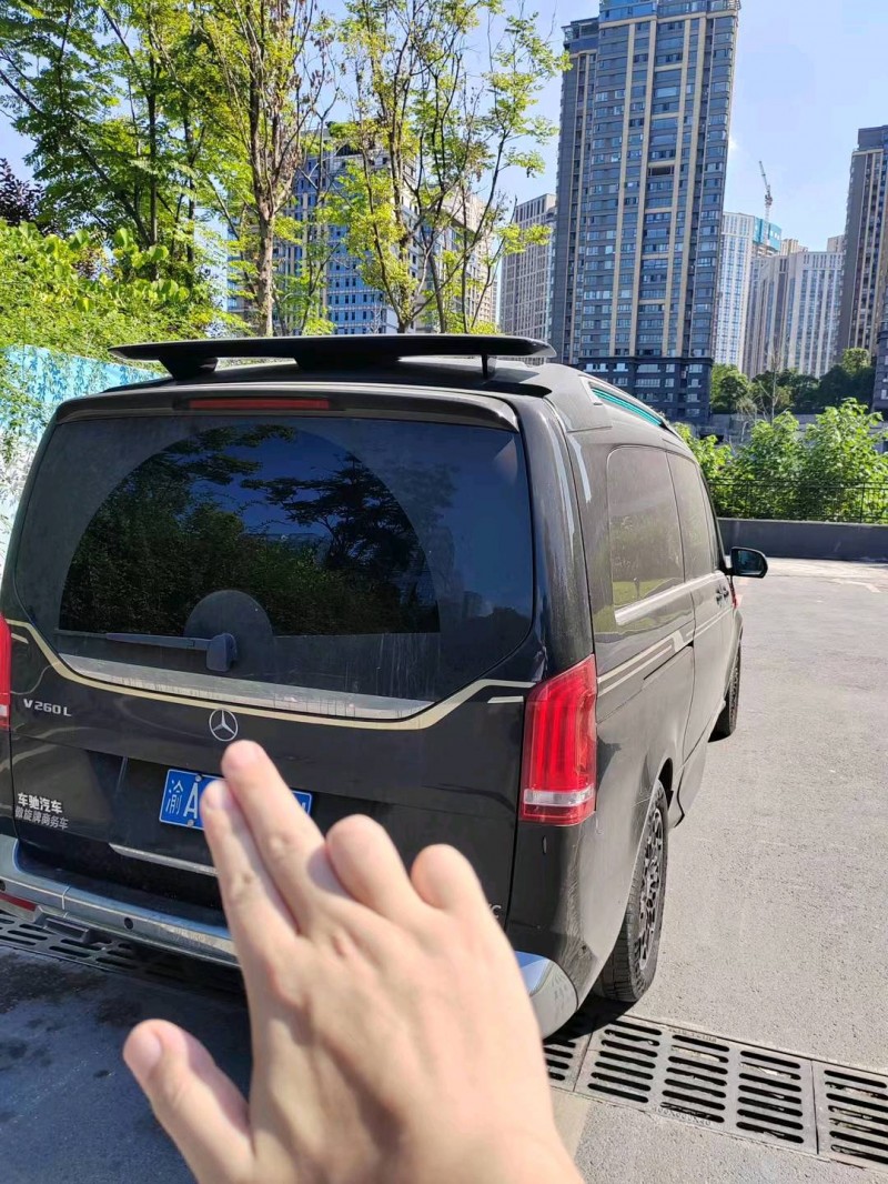 重庆22年奔驰傲旋大白鲨3