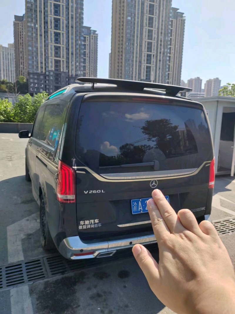 重庆22年奔驰傲旋大白鲨9