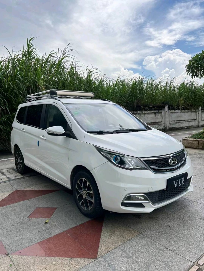 東莞17年長安汽車歐尚3