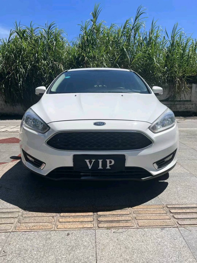 东莞17年福特福克斯1