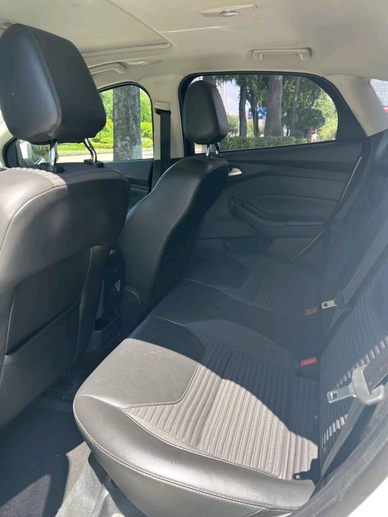 东莞17年福特福克斯6