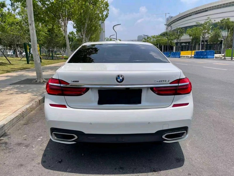 十堰19年寶馬7系9