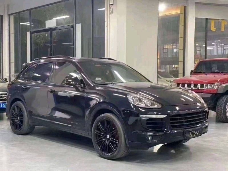 三明15年保时捷卡宴2