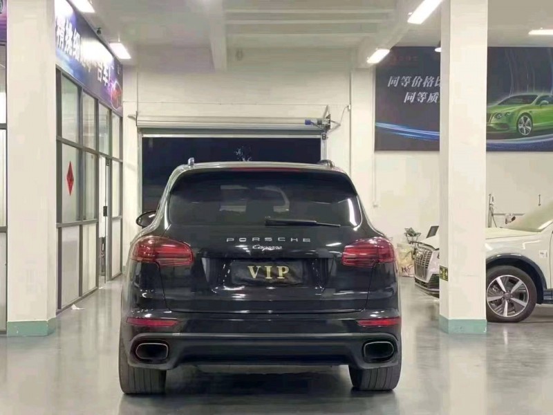 三明15年保时捷卡宴7