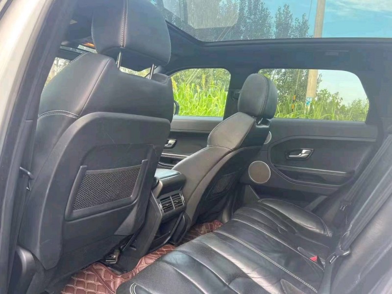 青岛12年路虎极光5