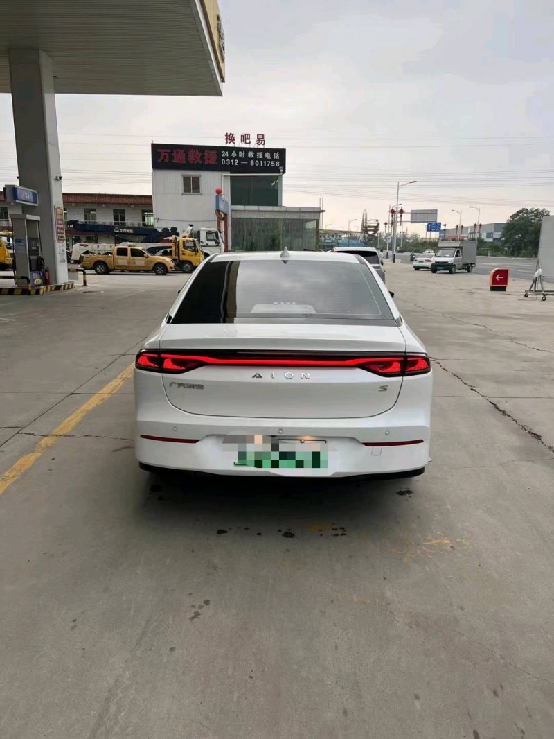 保定23年传祺埃安S5809