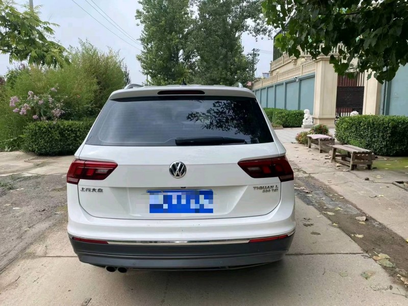 保定17年大众途观L8