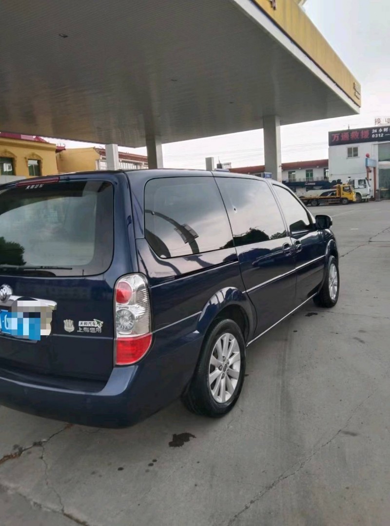 保定15年别克GL87