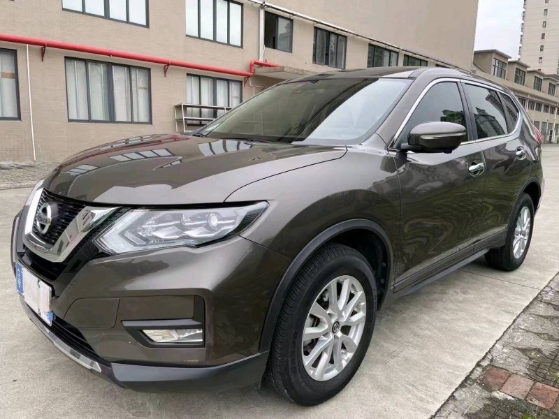 江門21年日產奇駿2