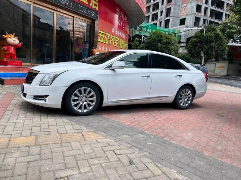 枣庄17年凯迪拉克XTS2