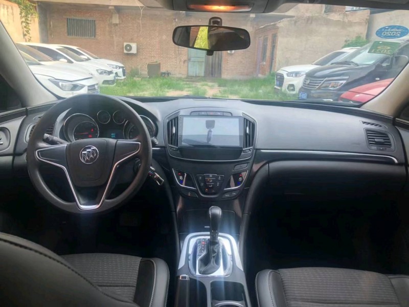 邢台17年别克君威6