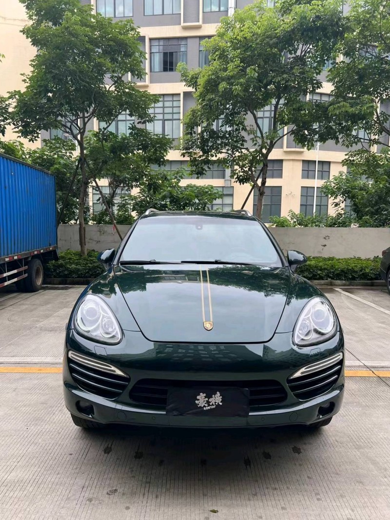 佛山14年保时捷卡宴1