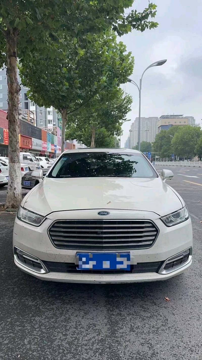 淄博18年福特金牛座1