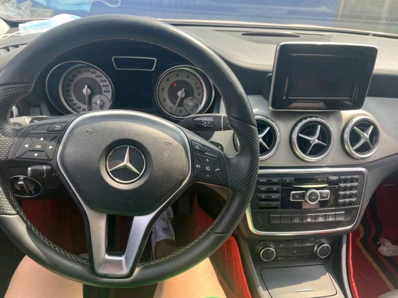 石家庄15年奔驰GLA2