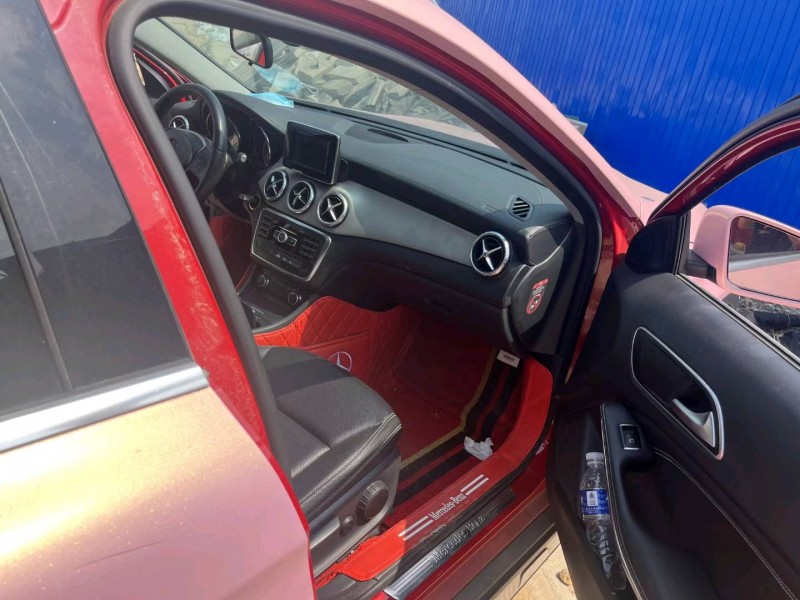 石家庄15年奔驰GLA3