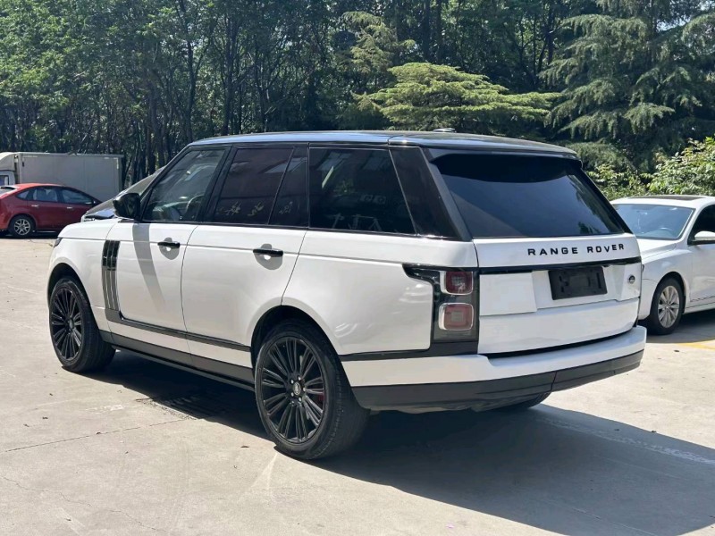 东营13年路虎揽胜行政7