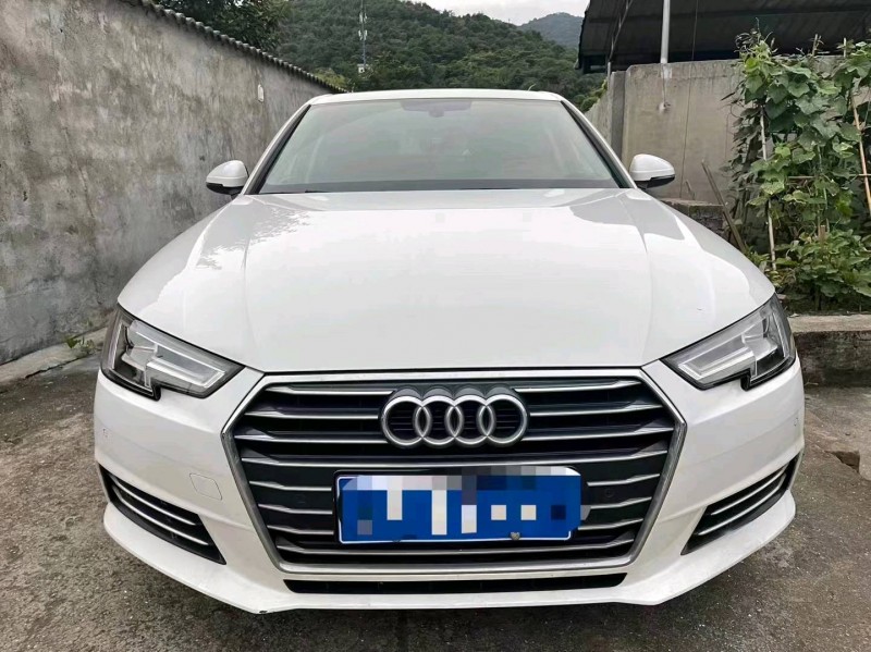 嘉兴19年奥迪A4L1
