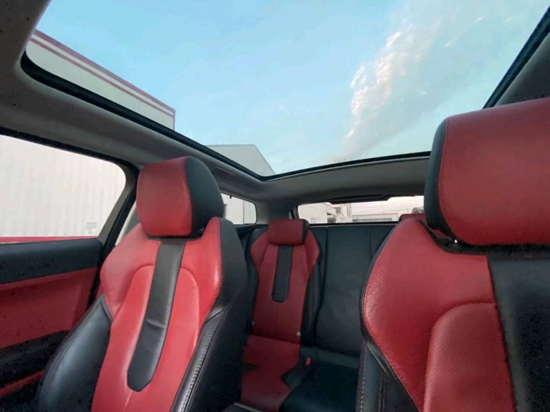 徐州13年路虎极光4