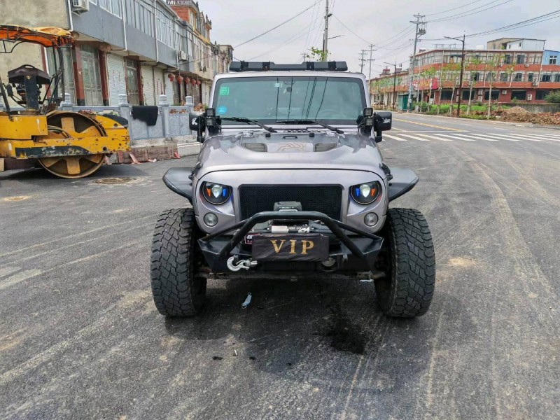 蚌埠16年Jeep牧馬人1