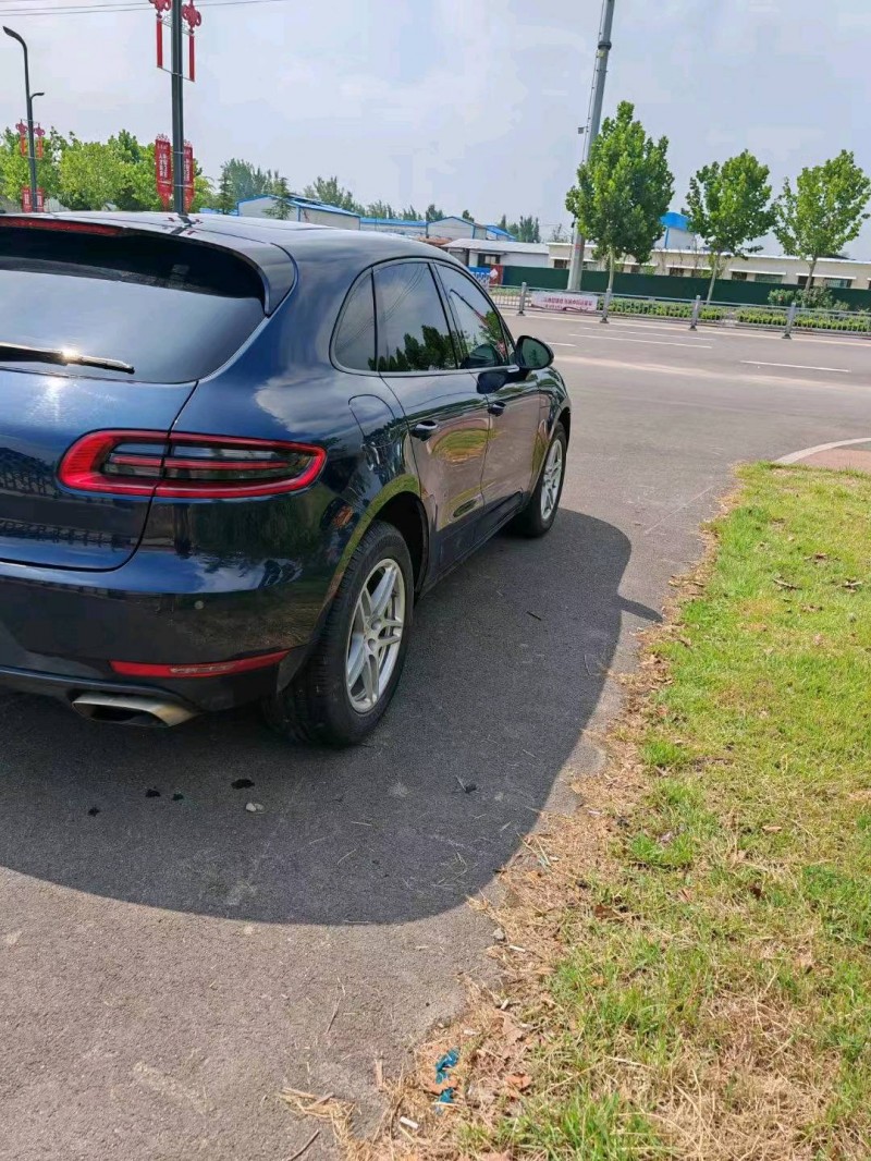 枣庄18年保时捷Macan5