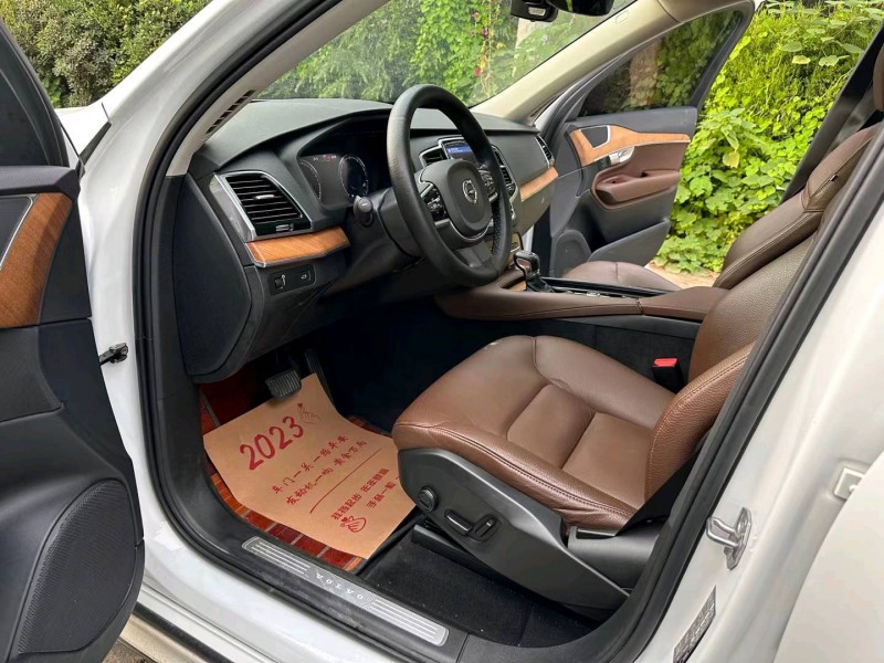 徐州20年沃尔沃XC905