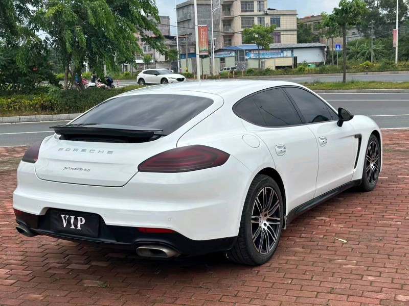 广州15年保时捷帕拉梅拉4