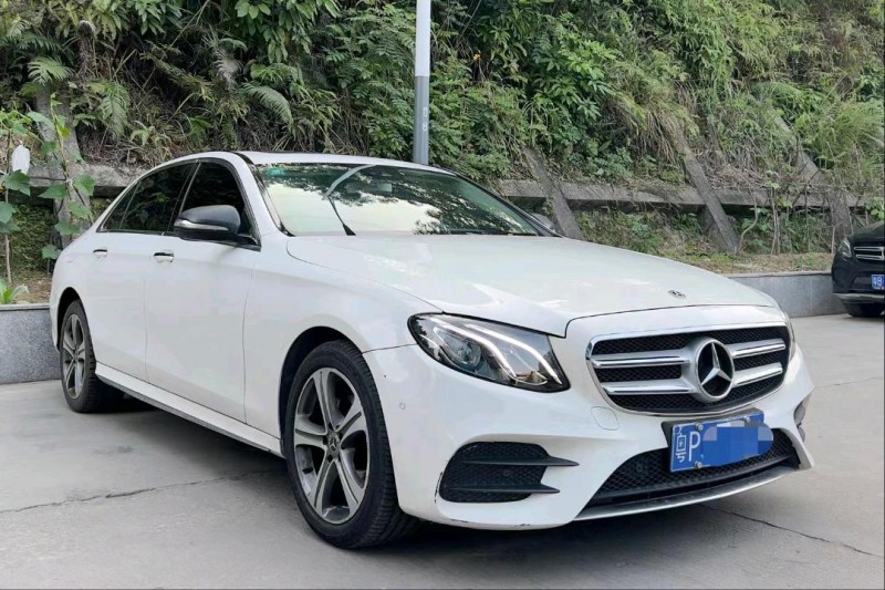 广州17年奔驰E2