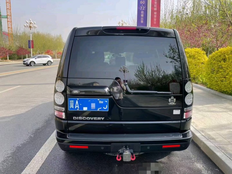 保定14年路虎发现8