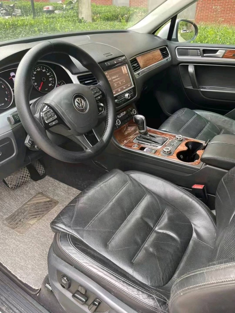 保定11年大众途锐4