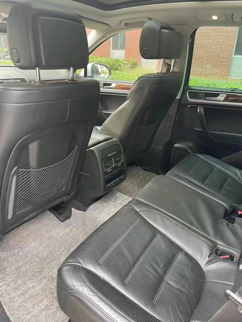 保定11年大众途锐5