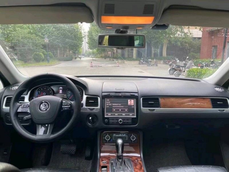 保定11年大众途锐6