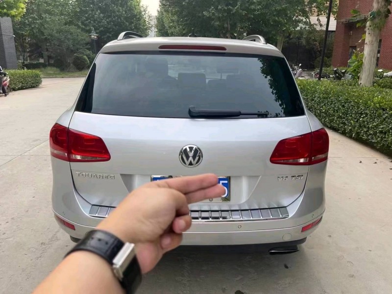 保定11年大众途锐7