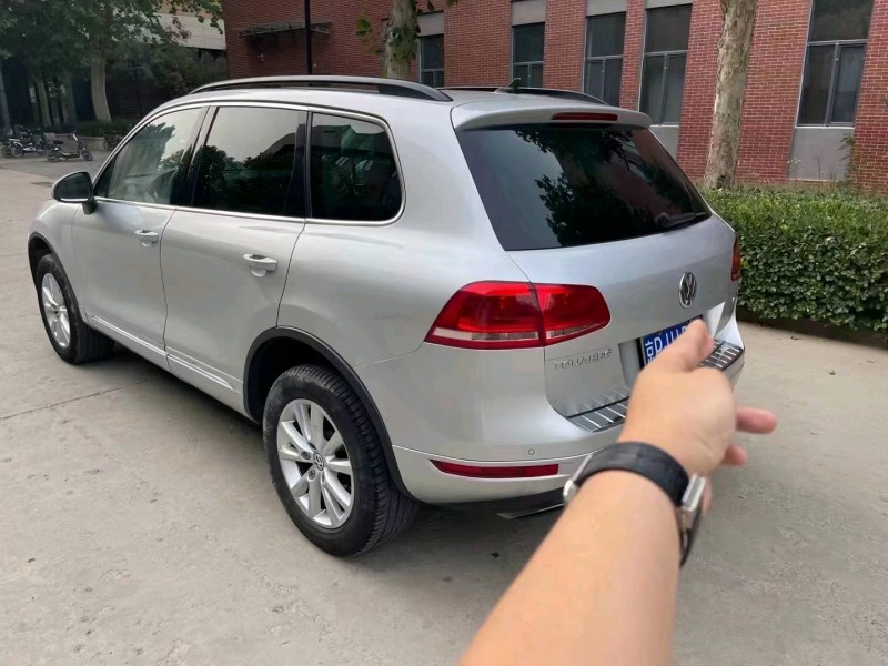 保定11年大众途锐8