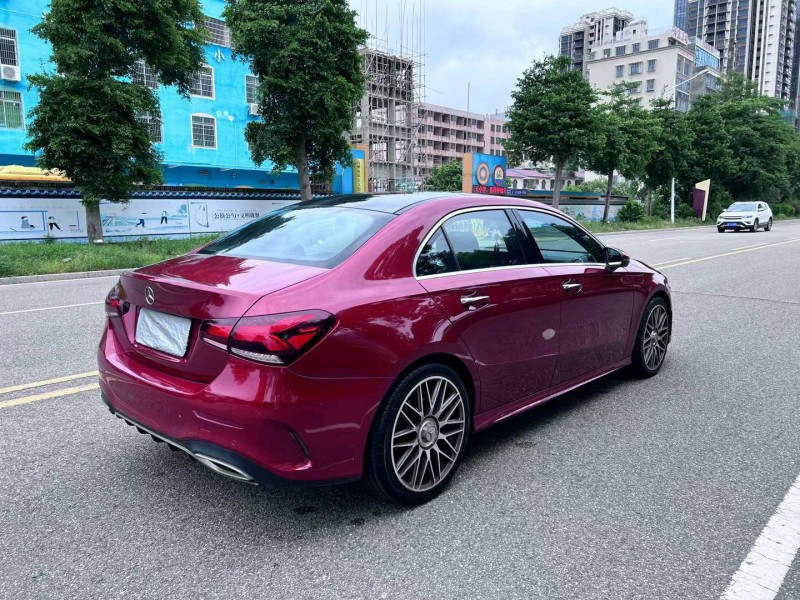 广州19年奔驰A7