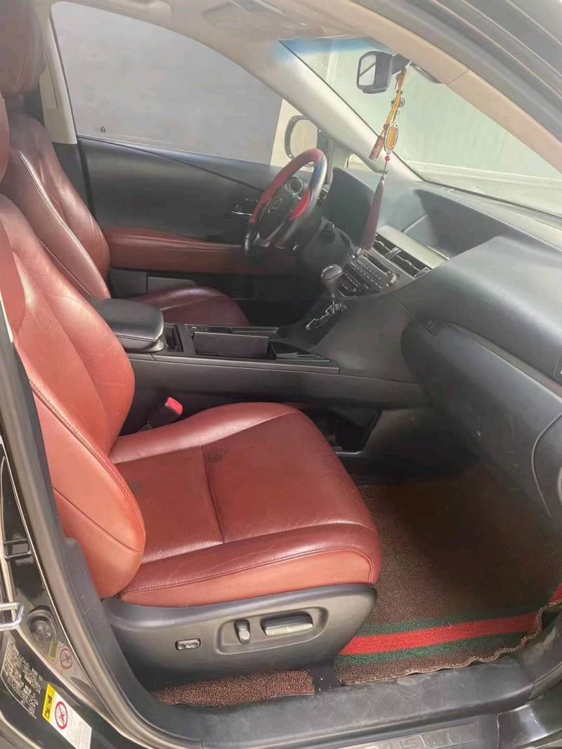 保定13年雷克萨斯RX5