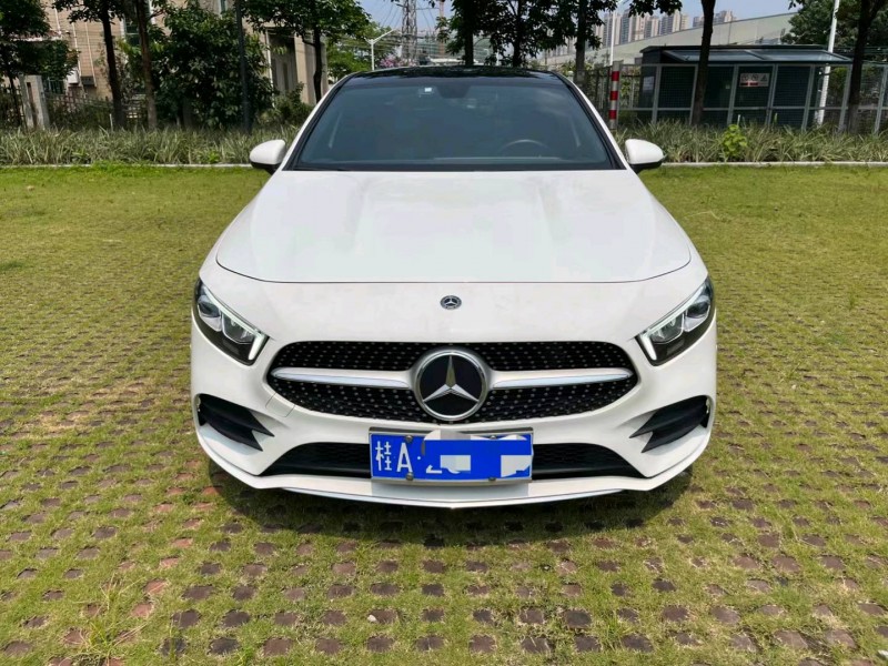 广州19年奔驰A1