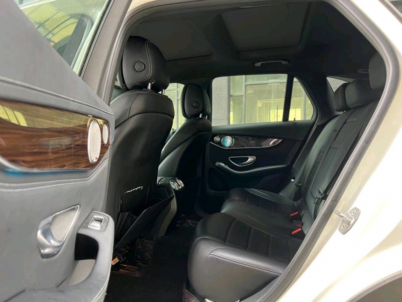 广州17年奔驰GLC7