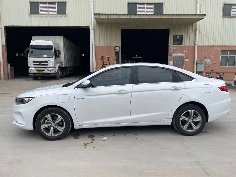 东莞22年吉利帝豪GL8