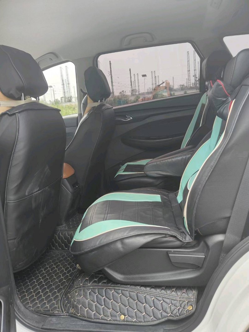 鄭州19年五菱汽車宏光8