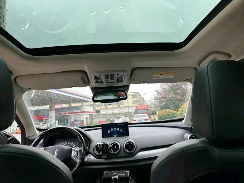 衡陽18年長城汽車WEY VV74