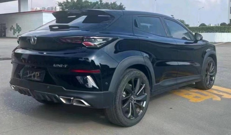 珠海20年長安汽車UNI-T5