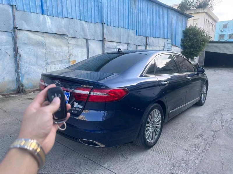 广州17年福特金牛座7