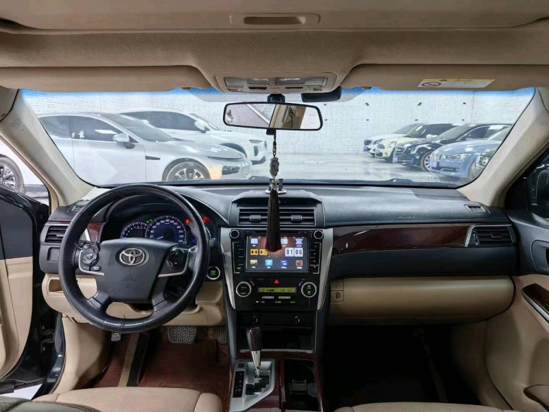 廊坊13年丰田凯美瑞7