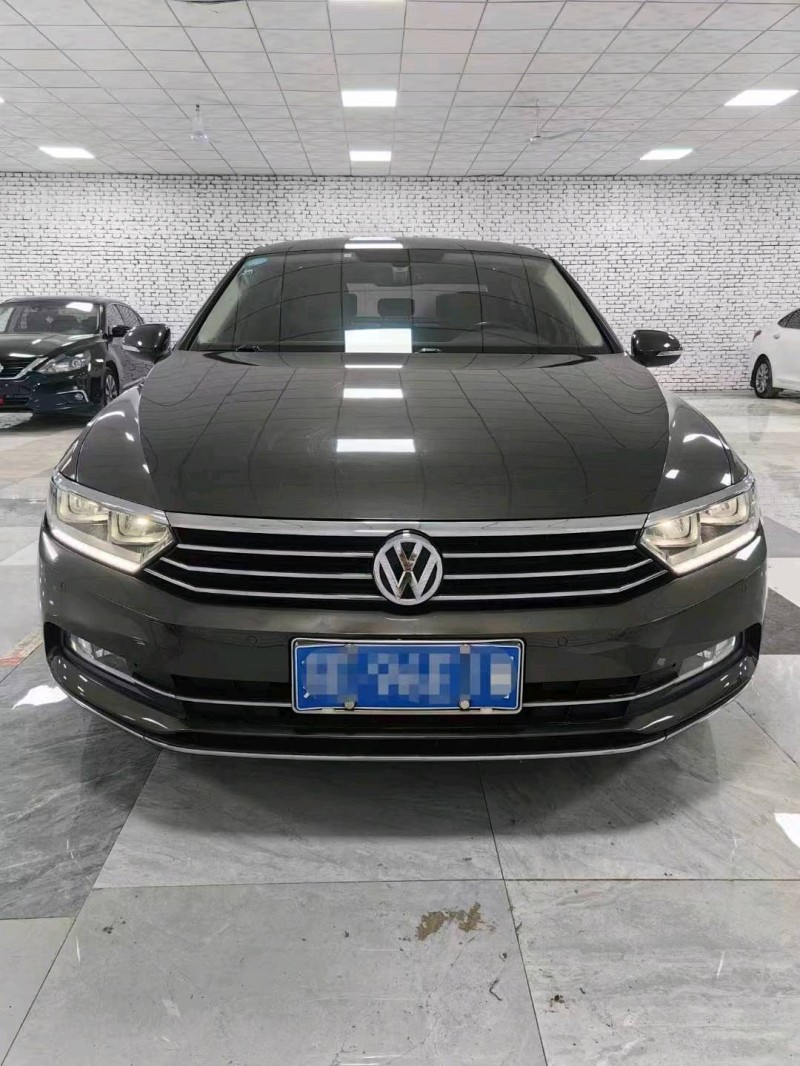 廊坊17年大众迈腾1