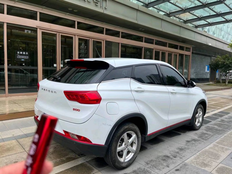 宜昌21年东风风光8