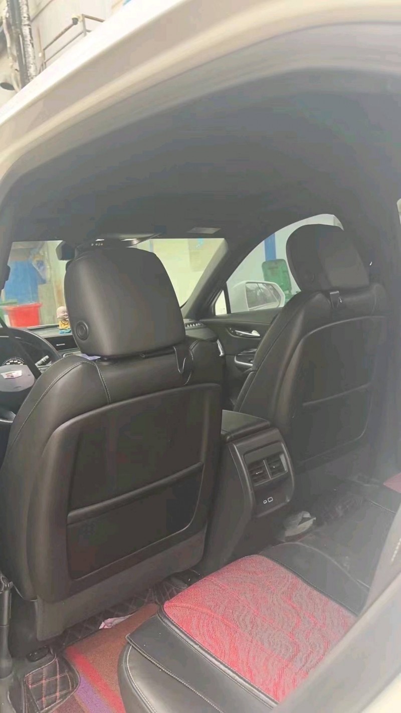 枣庄20年凯迪拉克XT46